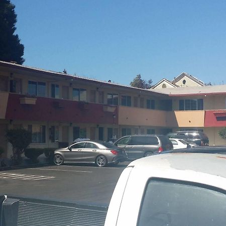 Travel Inn Oakland Esterno foto